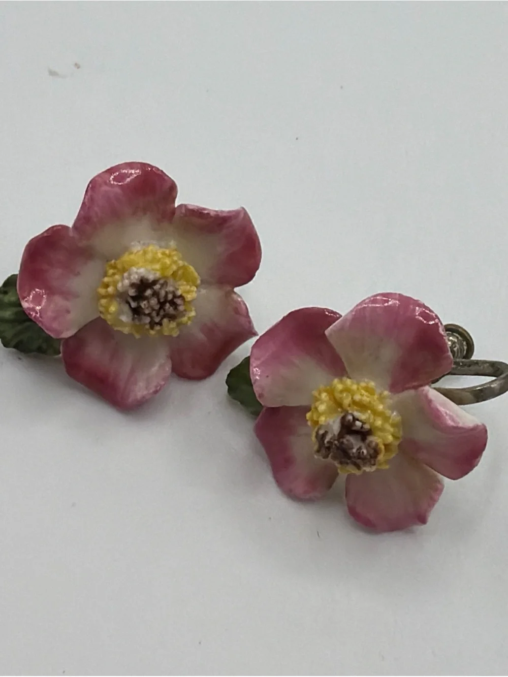 Vintage Artone China Bone China Pansy Violet Rose Brooch Pin & 2 Pairs Earrings